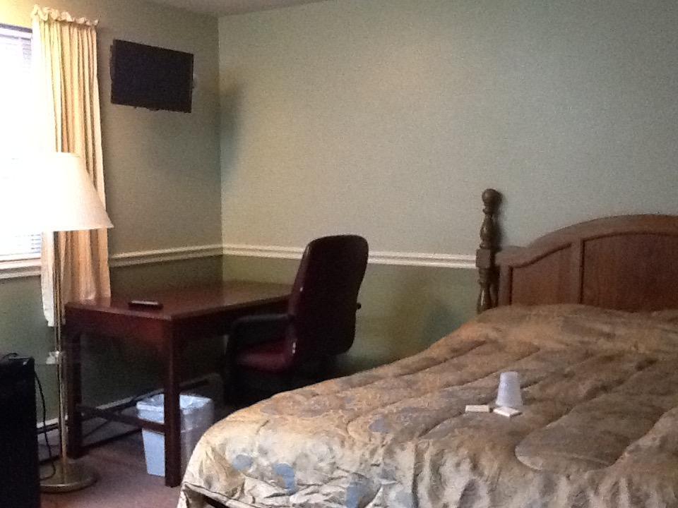 Brookside House Hotel Quincy Exterior photo